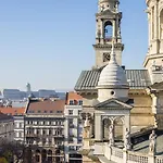 Basilica And Castle View Luxury Suite, Free Parking Reservation Needed