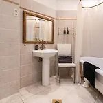 Apartment Basilica And Castle View Luxury Suite, Free Parking Reservation Needed Budapest