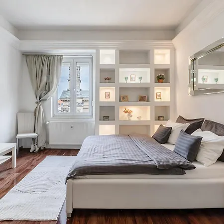 Lägenhet Basilica And Castle View Luxury Suite, Free Parking Reservation Needed Budapest
