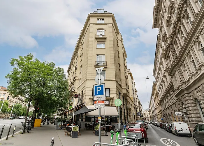 Basilica And Castle View Luxury Suite, Free Parking Reservation Needed Lägenhet *