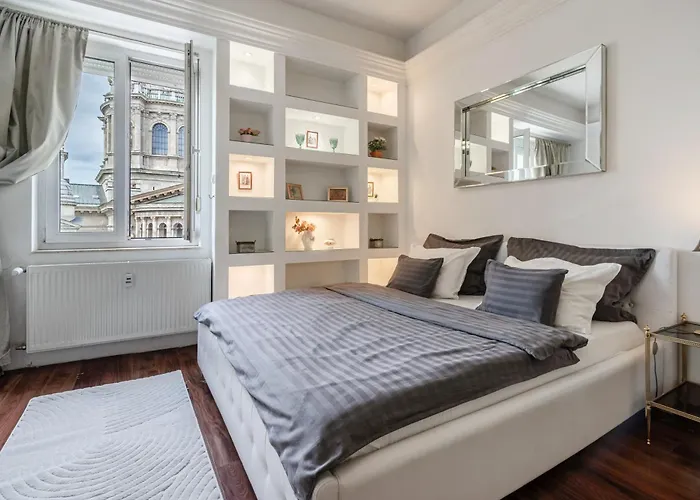 Lägenhet Basilica And Castle View Luxury Suite, Free Parking Reservation Needed Budapest