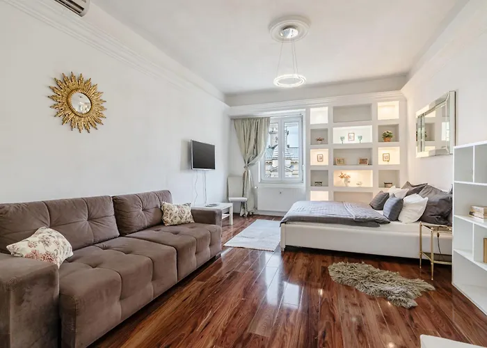 Basilica And Castle View Luxury Suite, Free Parking Reservation Needed Lägenhet