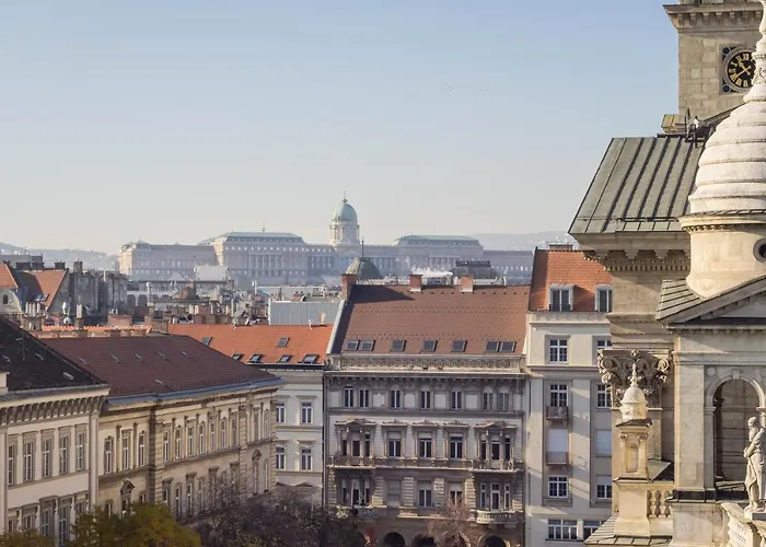 Basilica And Castle View Luxury Suite, Free Parking Reservation Needed Appartamento
