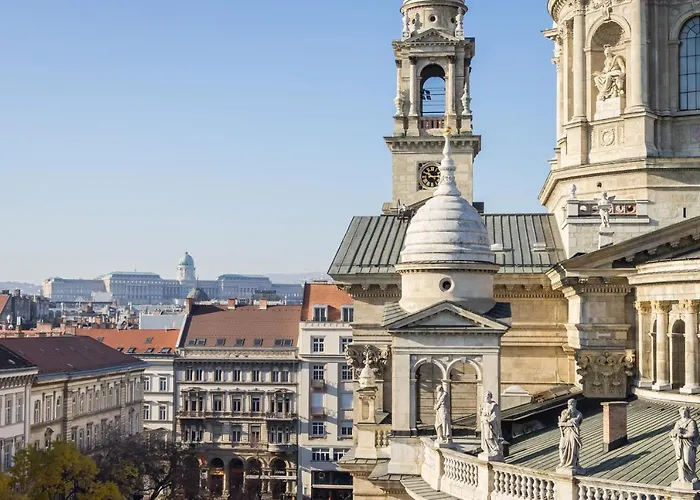 Basilica And Castle View Luxury Suite, Free Parking Reservation Needed